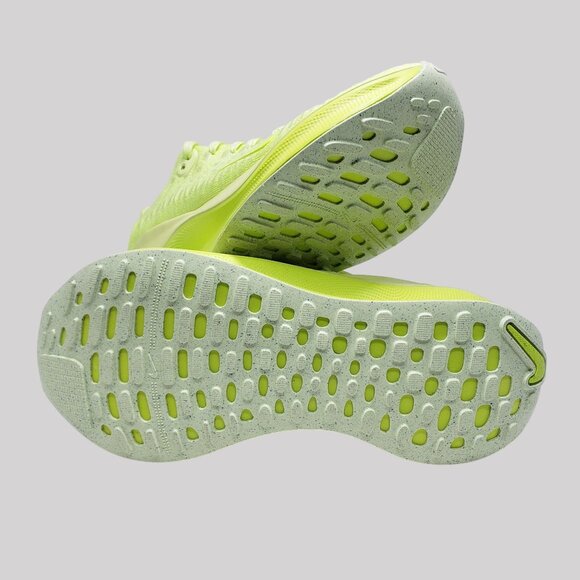 Nike Infinity Run 4 Barely Volt (DR2665-700) Womens Size 8 - Picture 9 of 9